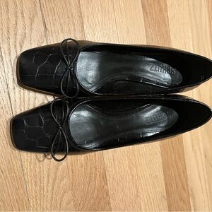SCHUTZ Black Textured Flats NWT